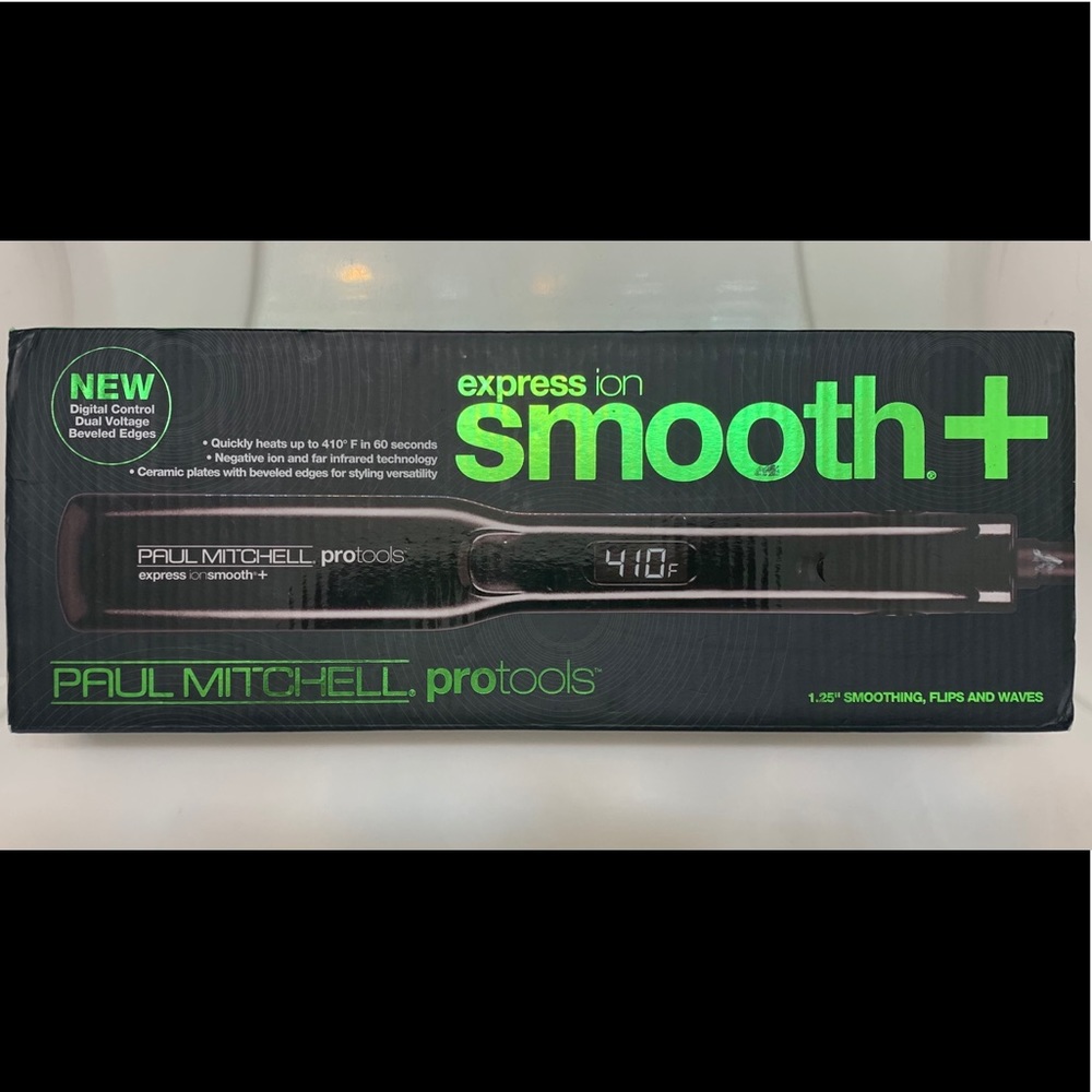 Paul Mitchell Express Ion Smoot Plus Flat Iron